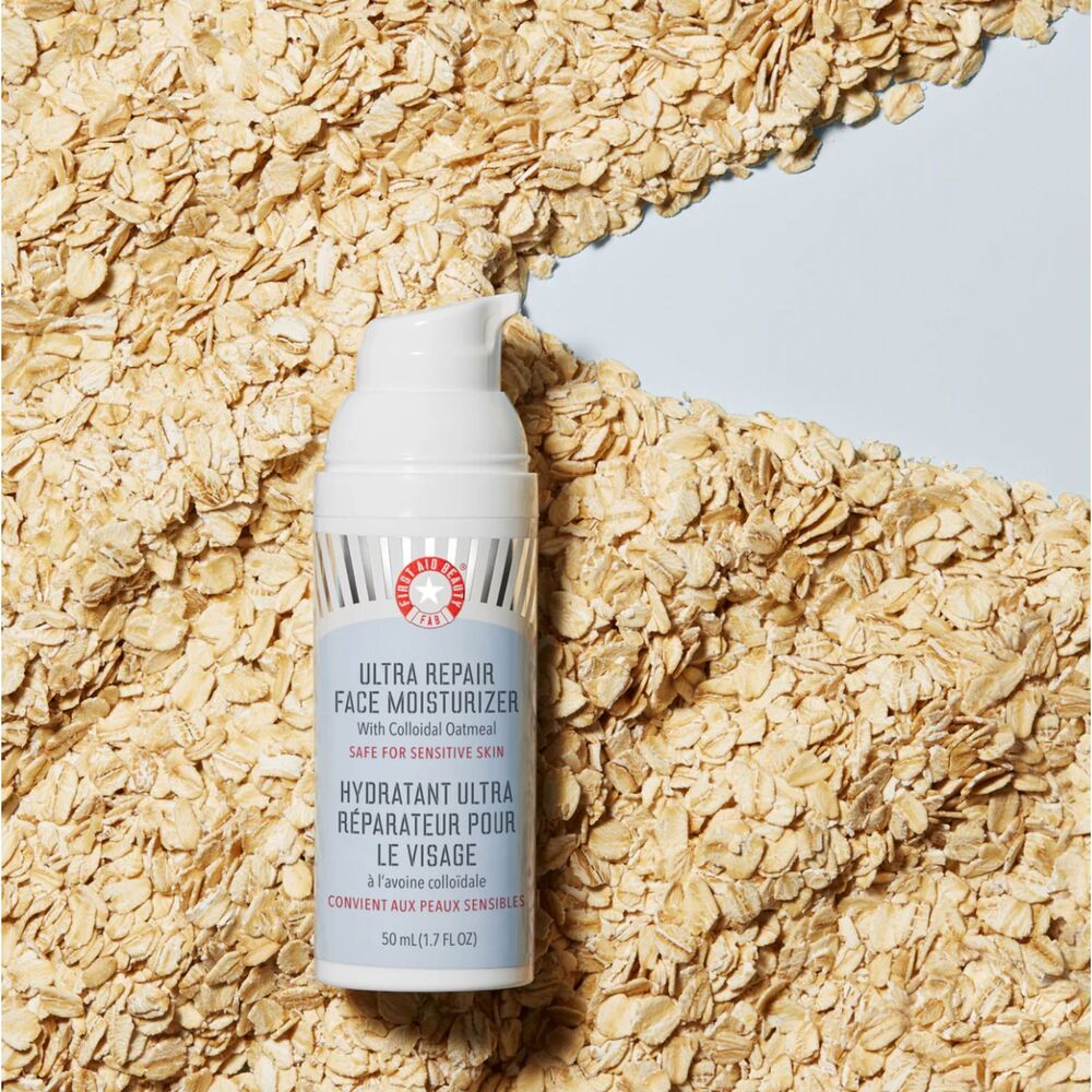 NIB Ultra Repair Face Moisturizer - First Aid Beauty - Picture 2 of 8